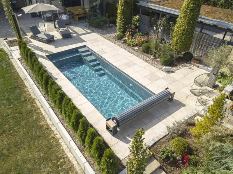 Classic 73 – Familiebasseng med tidløst design