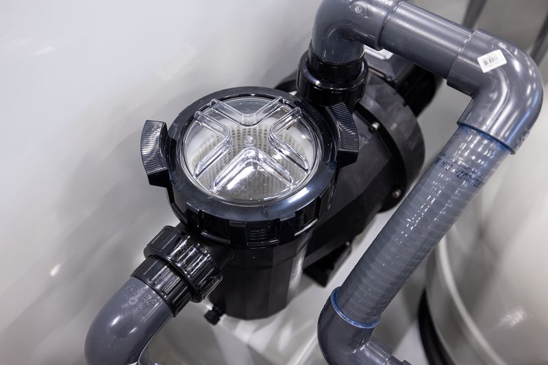 Sandfilter renseanlegg i glassfiberboks til svømmebasseng